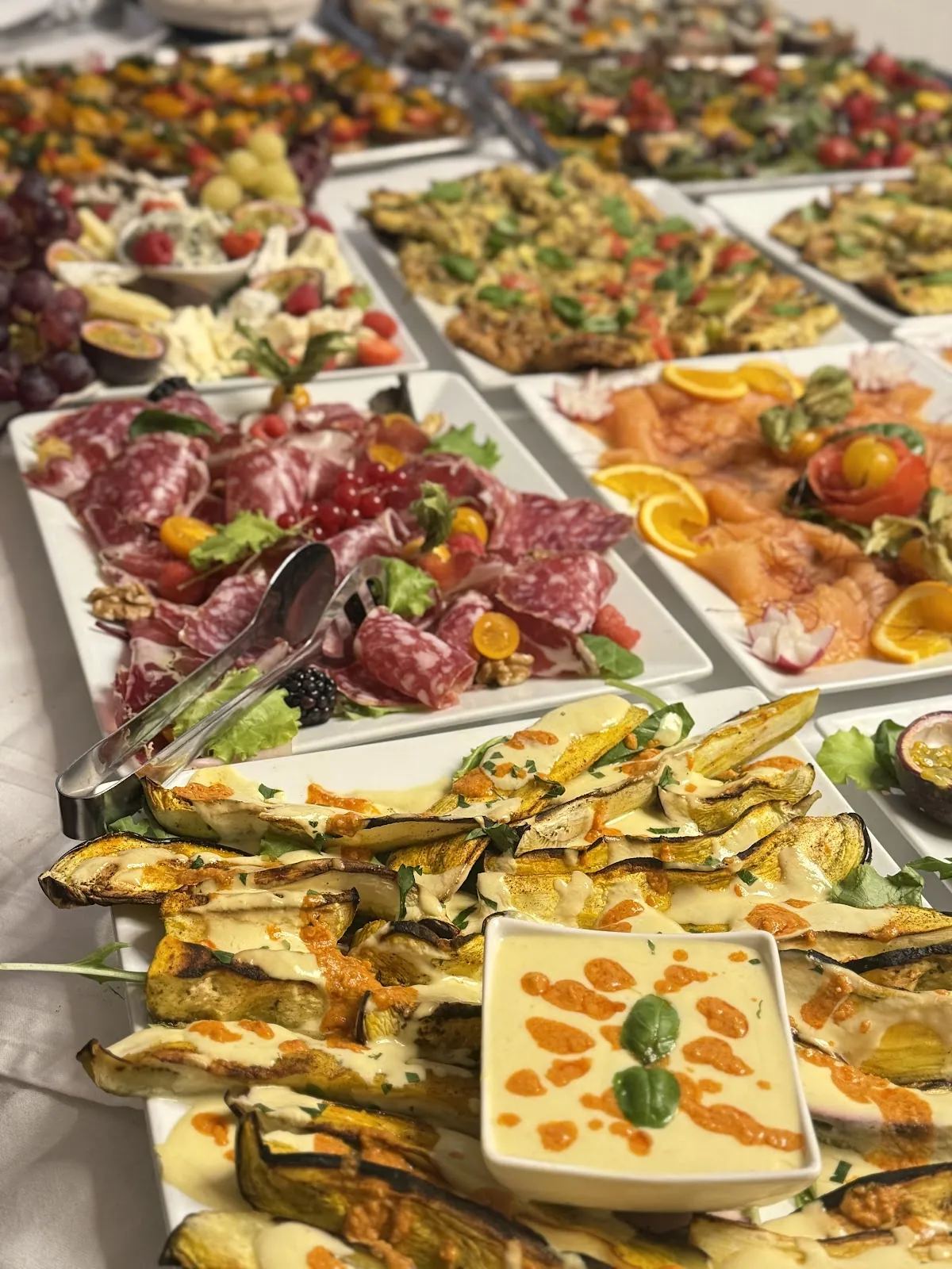 Buffet mit Antipasti