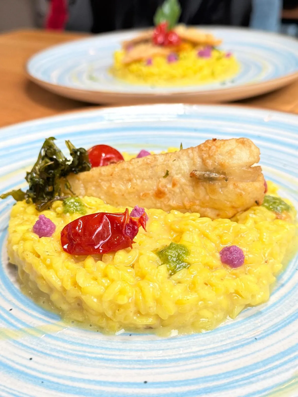 Safranrisotto mit Fischfilet